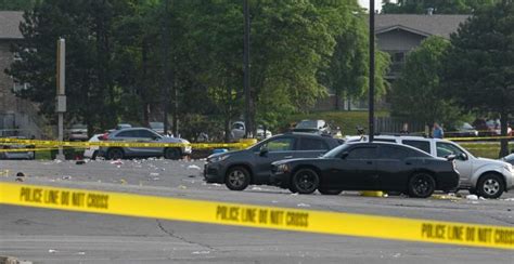 Al menos una persona muerta y 20 heridos deja tiroteo en un estacionamiento en Chicago